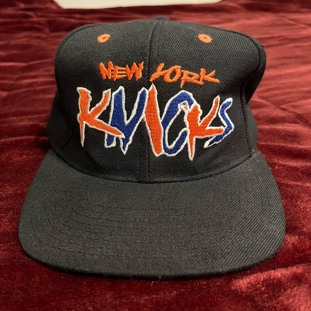 New York Knicks Vintage ProPlayer Snapback Hat